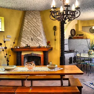 Aria Dell' Etna Bed & Breakfast
